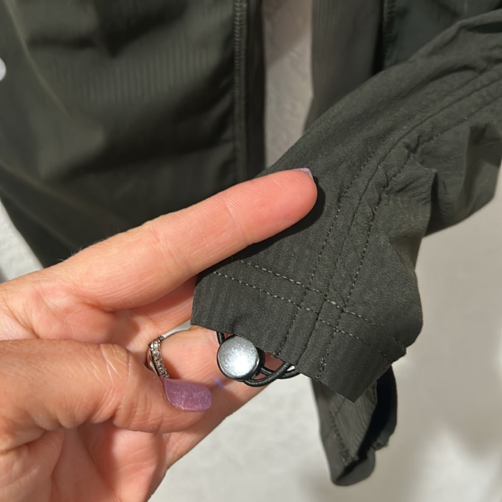 lululemon Olive Studio Cropped Pants - Picture 13 of 16